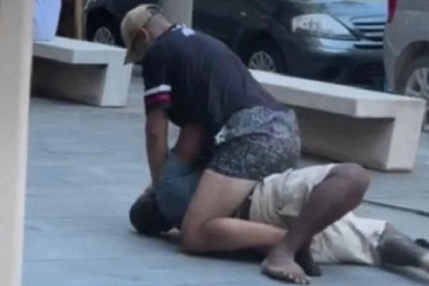 133-002149-italian-beats-immigrant-to-death_700x400