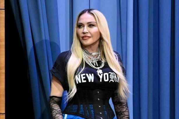 689a575f4c59b7261d7253f6