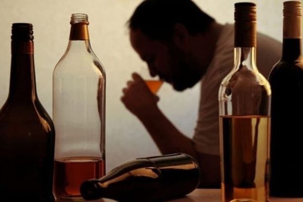 الكويت تعلن وفاة 13 وإصابة 21 بالعمى نتيجة مشروب كحولي ملوث 227450Image1-1180x677_d-960x540