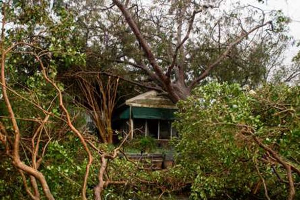 بالصور.. إعلان حالة الطوارئ في ولاية كارولينا الأميركية بعد إعصار  فلورنس