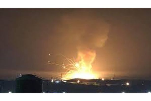 انفجار يضرب مستودع للذخيرة .. ماذا يحدث في الأردن
