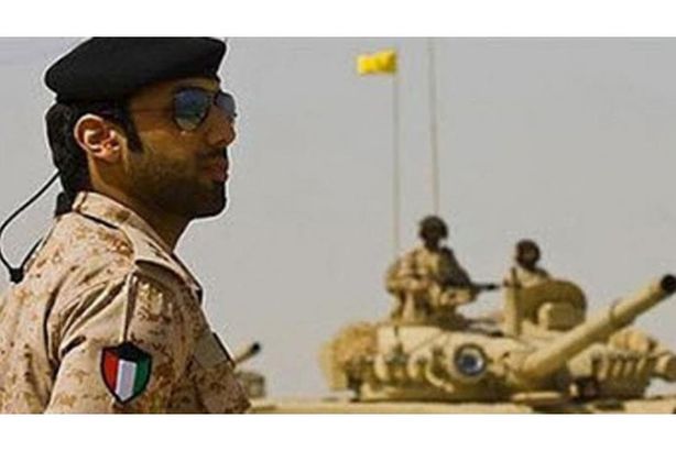 1568832160030258814700