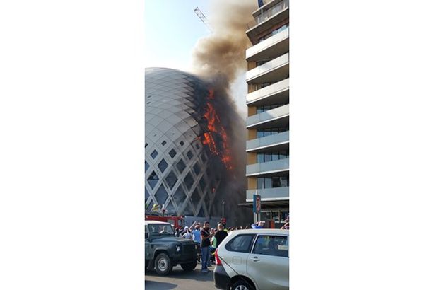 حر يق بوسط بيروت