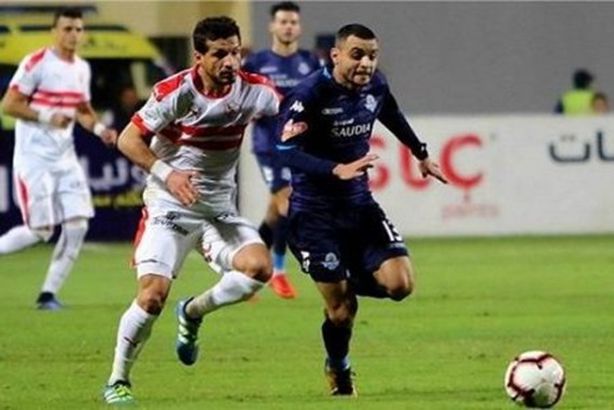 رجب-بكار-وطارق-حامد-من-مباراة-الزمالك-وبيراميدز-450x300