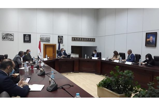 وزير السياحة