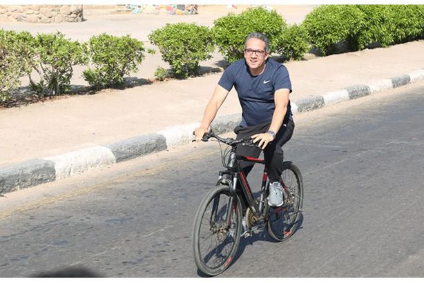 وزير السياحة