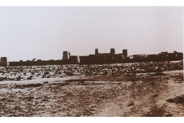 صورة نادرة.. شاهد أسوار الرياض قبل 108 أعوام
