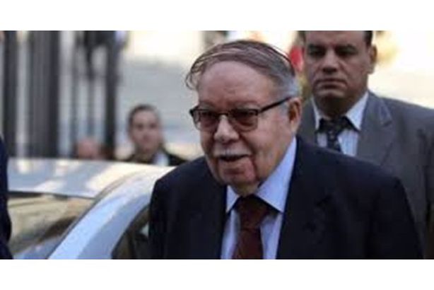 أحمد فتحي سرور للمواطنين: اختار النائب اللي عينه مليانة
