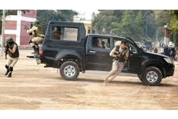 هارب من 300 سنة سجن.. مصرع " تكية" خط الصعيد في تبادل لإطلاق النار
