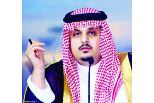 " العناق الأخير".. أغنية جديدة  يكشف كلماتها أمير سعودي
