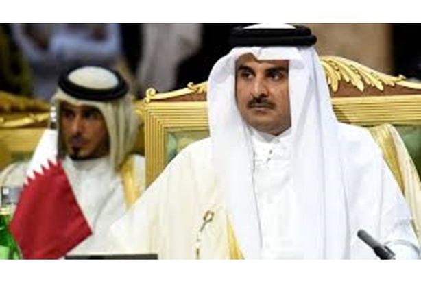 برلماني إخواني شهير يهاجم أمير قطر .. ما الأمر