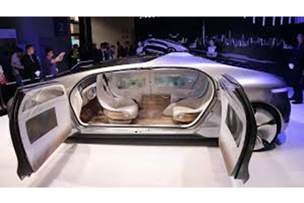 ماذا يحدث داخل السيارات الفارهة.. " الآداب" تكشف آخر الضبطيات
