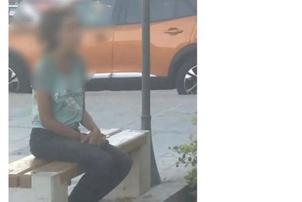 الفتاة الجامعية