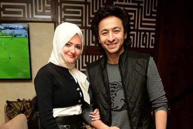 حمادة هلال و زوجته