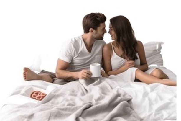 pngtree-valentine-mockup-with-couple-in-bed-showing-slate-png-image_11253484