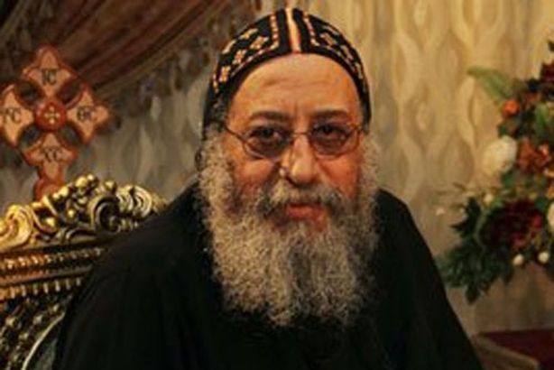 «الكهرباء» تطالب البابا تواضرس بدفع فواتير الكنائس