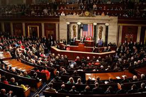 النواب الأمريكي يوافق على استمرار المساعدات العسكرية لمصر