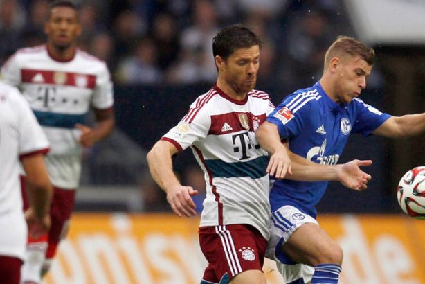 شالكه يجبر بايرن على التعادل وليفركوزن يتصدر