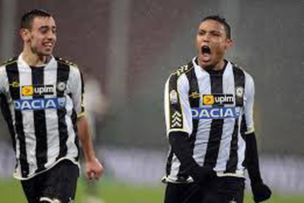  أودينيزي يهزم ميلان بثنائية