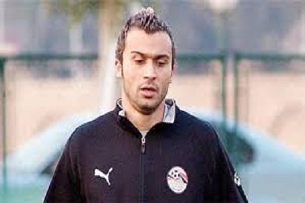 بالصورة..ابراهيم سعيد يسخر من الأهلى بتوك توك   