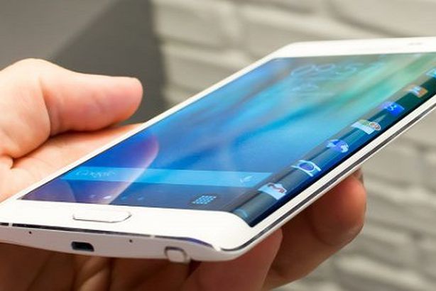 أمريكا تحظر هاتف جالاكسي نوت 7 على متن الطائرات