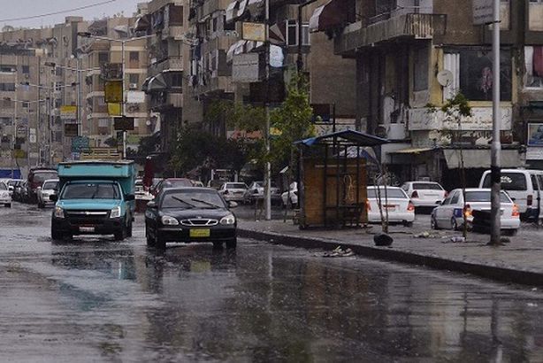 بالصور.. أمطار وبرد قارس يضرب بورسعيد