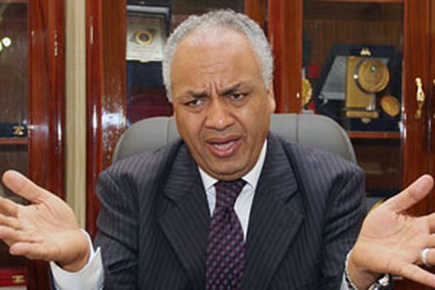 "الجارديان" ترد على تهديدات مصطفي بكري بذبح الصحفيين الأمريكيين