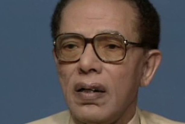 بالفيديو.. مصطفى محمود يرد على «إسلام البحيرى»