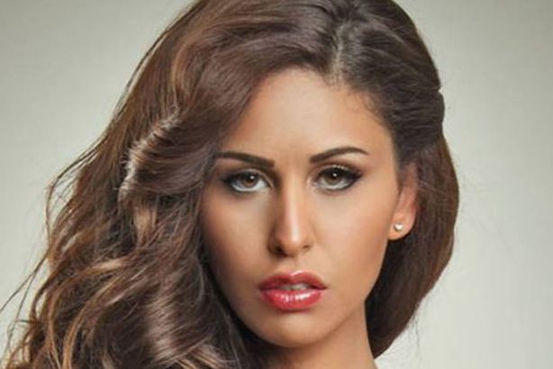 مي سليم تغازل طليقها