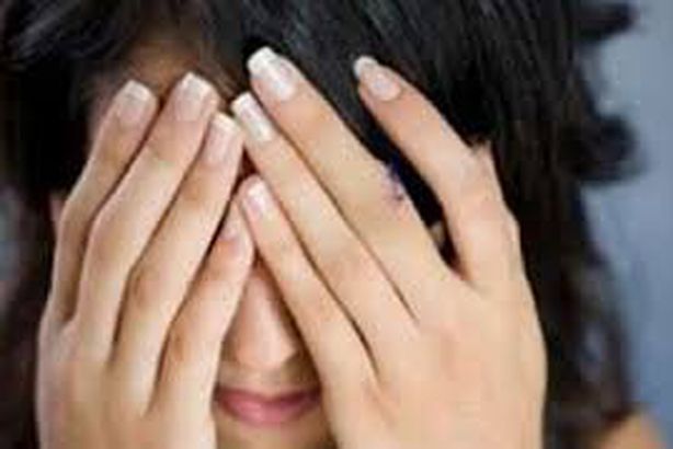 فيديو.. سيدة تروى قصة خيانة زوجها لها مع أمها