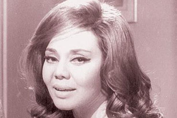 ماجدة تجرى عملية جراحية في القلب