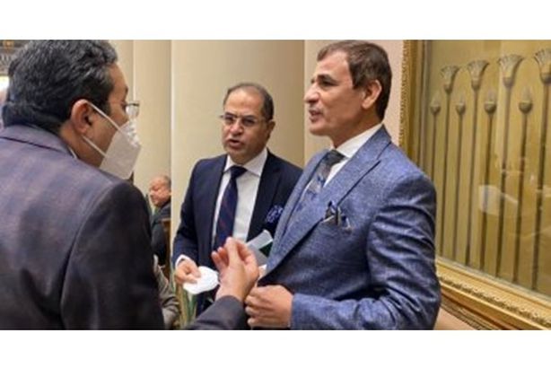 رئيس البرلمان يطرد محمد عبدالعليم داوود بسبب «اللي على ...