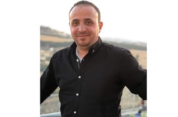 الدكتور علي ذياب