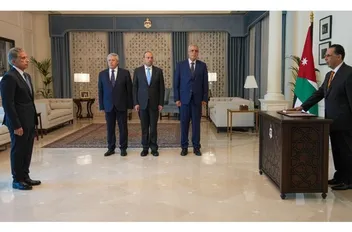 عضوا مجلس مفوضي هيئة الطيران المدني يؤديان القسم القانوني