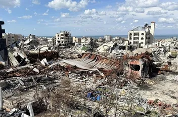 الدفاع المدني بغزة: انتشال 250 جثمانا منذ وقف الحرب
