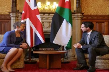 ولي العهد يؤكد دعم جهود السلطة الوطنية الفلسطينية واستقرار سوريا ولبنان