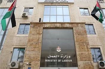 وزير العمل يستقبل السفير المصري