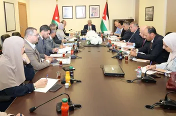 وزير النقل يوجه بتعزيز العمل الميداني لتحسين جودة النقل البري
