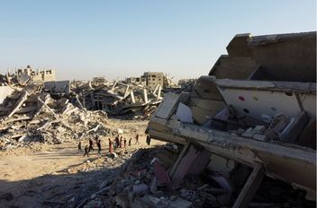 فرنسا تستأنف عمليات إجلاء فلسطينيين من قطاع غزة