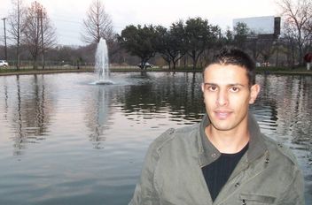 عامر المدادحة .. أردني مصاب بالتصلب اللويحي يناشد الضمان الاجتماعي وإدارته