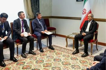 إيران تقترح استحداث عملة إقليمية موحدة