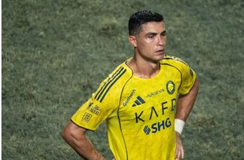 النحس لا زال يطارد رونالدو مع النصر .. والاتحاد يصمد بعشرة لاعبين