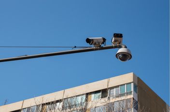 كاميرات رقابة
