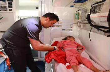 القوات المسلحة تقوم بإجلاء دفعة جديدة من أطفال غزة المرضى للعلاج في المملكة