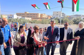افتتاح المركز المجتمعي والتعليمي وحديقة بلدية برقش