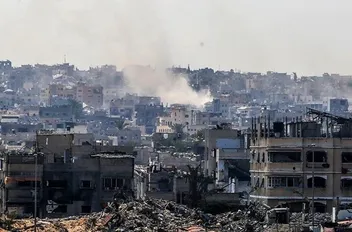أكثر من 130 غارة للاحتلال على غزة في يومين
