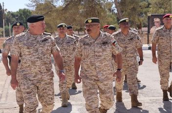 اللواء الحنيطي يؤكد سعي الجيش لتوظيف التكنولوجيا الحديثة للدفاع عن الحدود