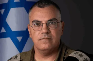 بعد 30 عاما من الخدمة.. أدرعي يودع الجيش الإسرائيلي #عاجل
