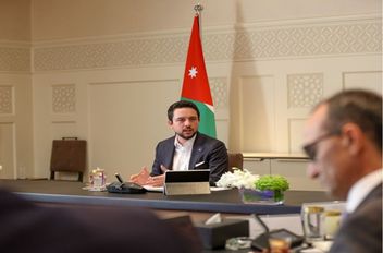 ولي العهد يتابع سير العمل بمشاريع المجلس الوطني لتكنولوجيا المستقبل