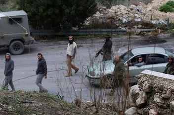 مستوطنون يهاجمون منازل فلسطينيين جنوب شرق بيت لحم
